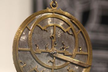 Astrolabio (siglo XIV)
